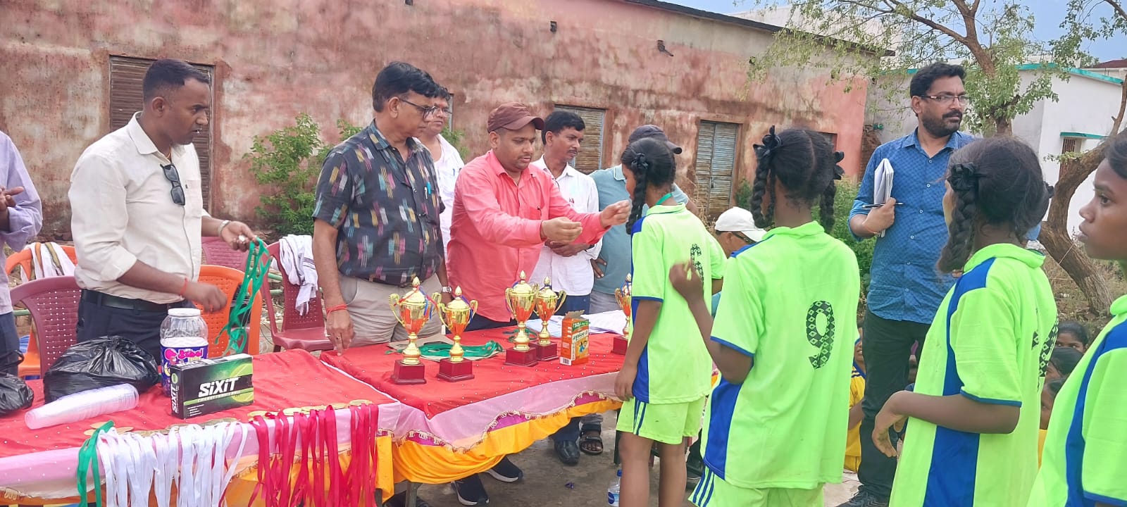 बालक वर्ग में राजकीय कृत प्लस टू उच्च विद्यालय व बालिका वर्ग में राजकीय कृत प्लस टू उच्च विद्यालय रंका  की टीम ने जीता