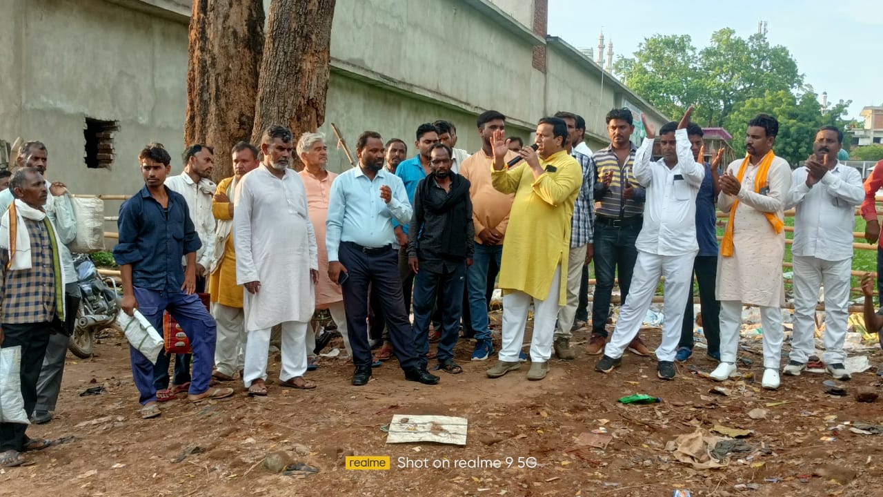 एआईएमआईएम ने रंका में आयोजित किया भ्रष्टाचार के खिलाफ ‘हल्ला बोल, पोल खोल’ कार्यक्रम