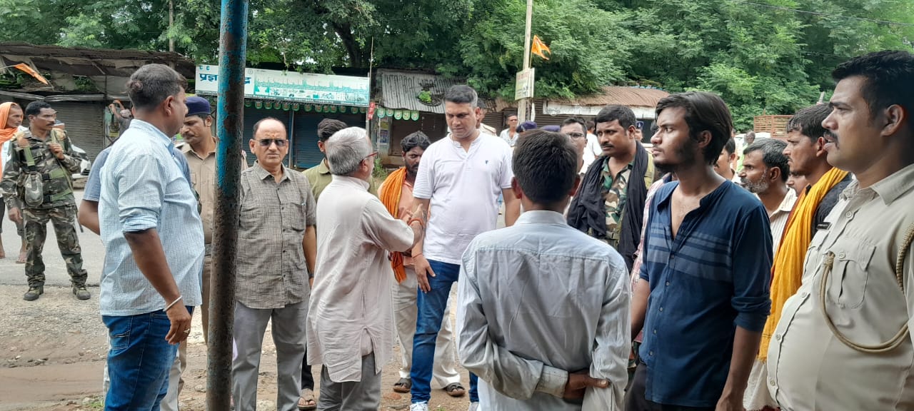 श्री बंशीधर नगर प्रशासन का अल्टीमेटम, 2 दिन के अंदर खाली करें एन एच आई का अधिग्रहित जमीन मकान, वरना चलेगा बुलडोजर