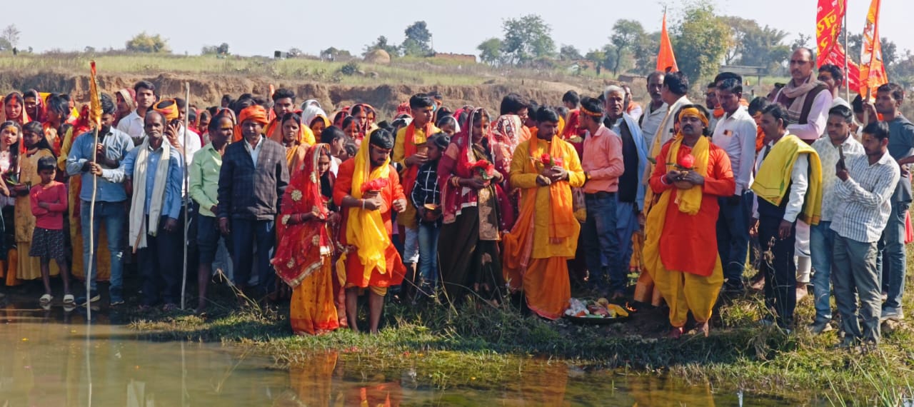 मेराल: दलेली पंच मंदिर में प्राण प्रतिष्ठा के लिए जल यात्रा आयोजित