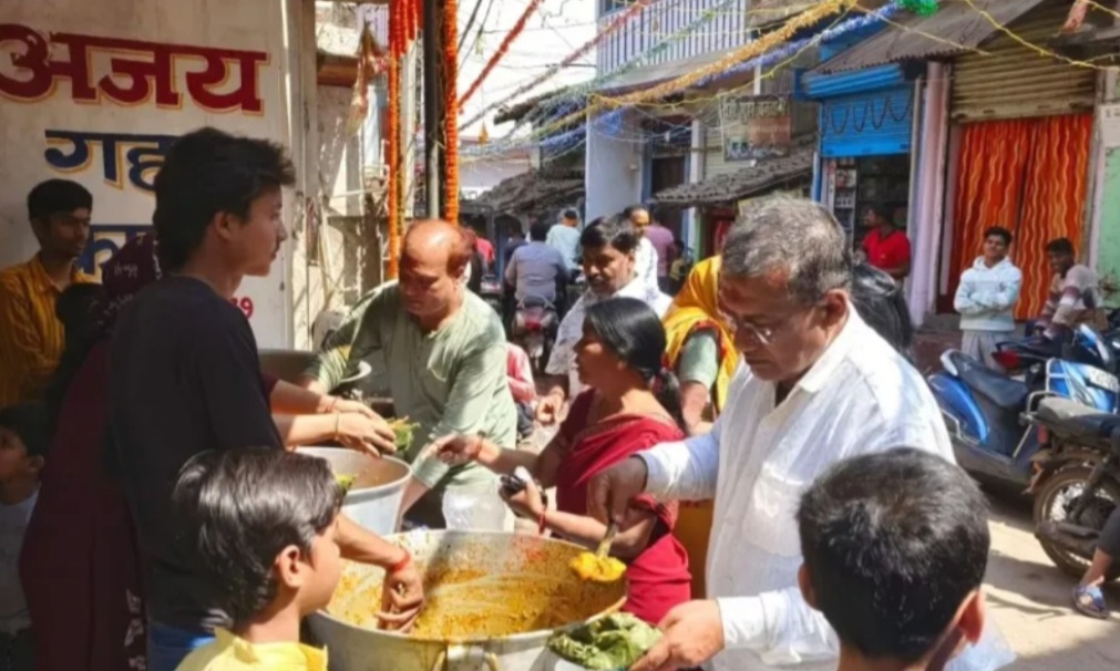 शिवरात्रि पर गढ़वा के जोड़ा मंदिर में भव्य आयोजन, श्रद्धालुओं ने किया बाबा भोलेनाथ का अभिषेक