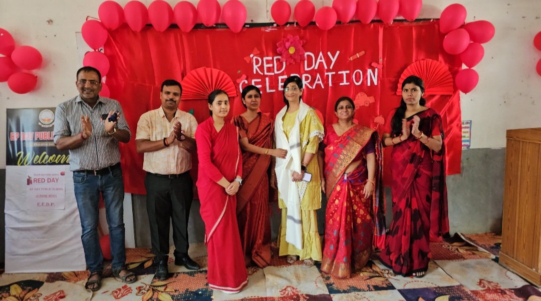 बीपी डीएवी पब्लिक स्कूल में ‘रेड डे’ सेलिब्रेशन: छात्रों की रचनात्मकता और उत्साह ने जीता दिल