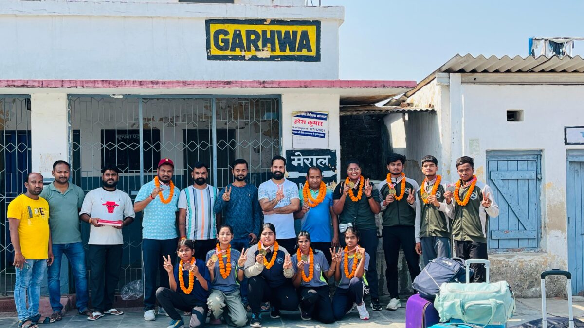 पहलवानों का फेडरेशन कप में जलवा, 11 पदक जीतकर लौटे खिलाड़ियों का भव्य स्वागत