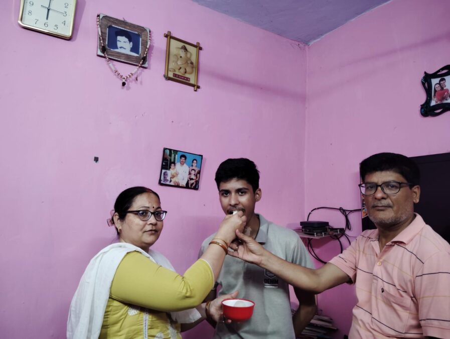 टाउनशिप सेल डीएवी भवनाथपुर के छात्रों का जलवा, शुभ आदित्य ने जिला में दूसरा स्थान पाया