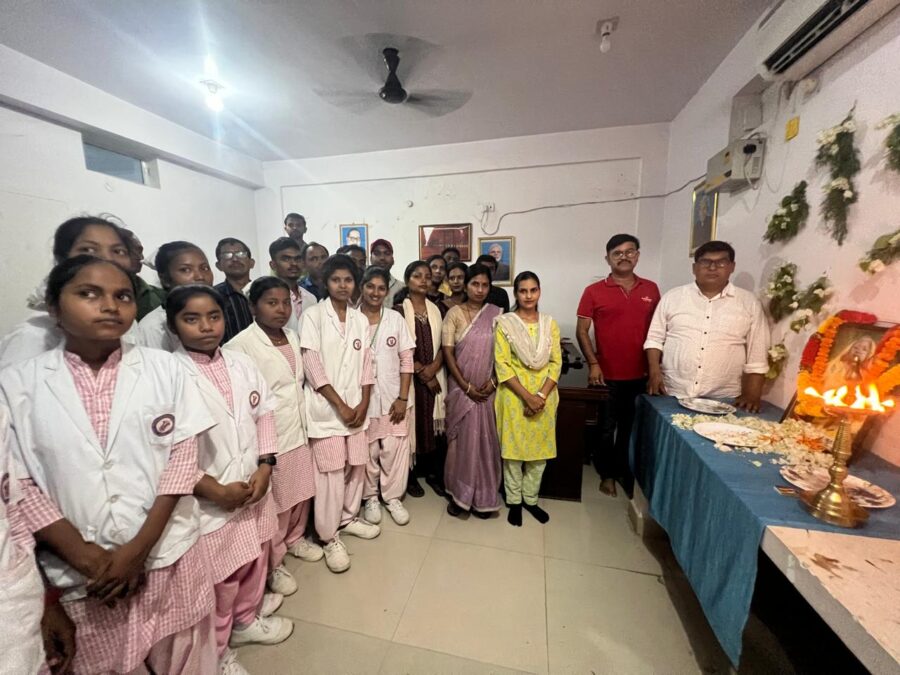 किस्मती देवी की पुण्यतिथि पर भावभीनी श्रद्धांजलि, डॉ. अनिल कुमार साव ने किया मां के सपनों को साकार करने का संकल्प दोहराया