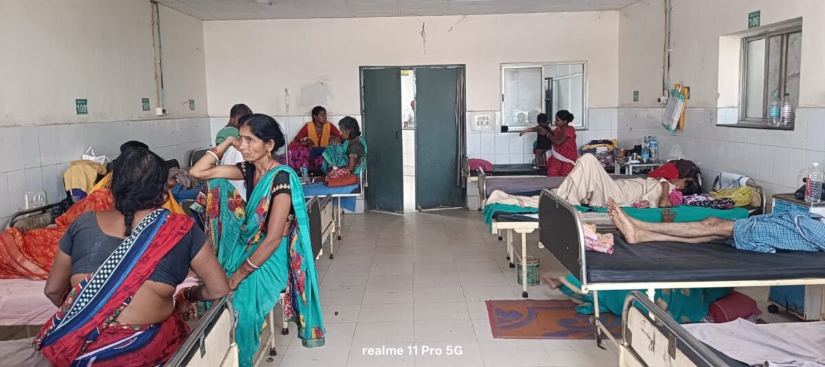 अस्पताल में अलग से बर्न वार्ड की सुविधा नहीं। मरीजों को हो रही है परेशानी