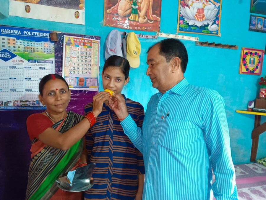 इंटर साइंस परीक्षा में आर.के. प्लस टू उच्च विद्यालय का शानदार प्रदर्शन, ज्योति शुक्ला बनीं टॉपर