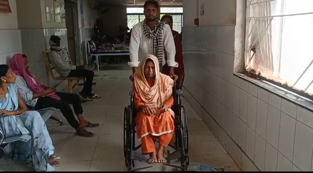 पांडू जमीन विवाद मामले में दूसरे पक्ष की भी महिला गंभीर रूप से घायल हालत गंभीर