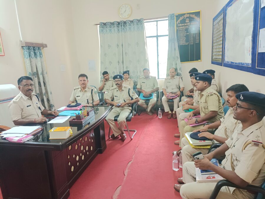 बकरीद को लेकर एसडीपीओ ने की क्राइम मीटिंग, सभी थाना प्रभारियों को दिए आवश्यक निर्देश