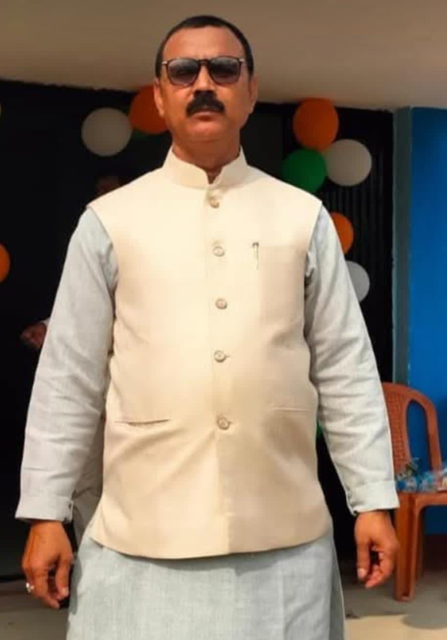 मुखिया अनुज त्रिपाठी ने पलामू वासियों को बकरीद पर्व की दी शुभकामनाएं