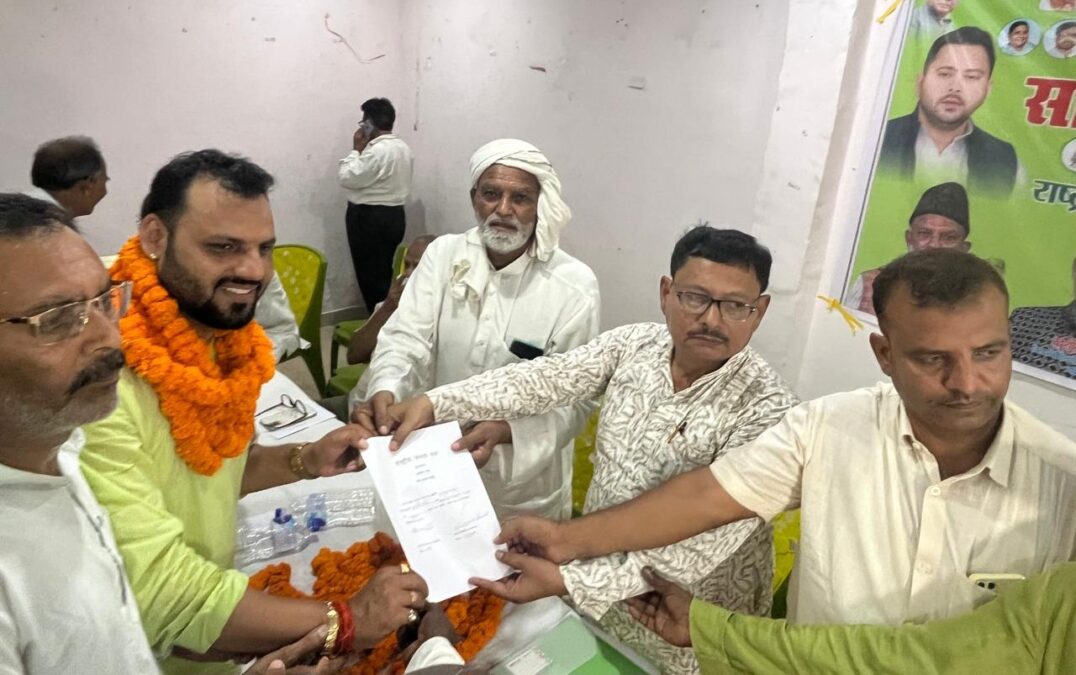राजद संगठन चुनाव में सूरज सिंह की हैट्रिक जीत, लालू यादव का जन्मदिन भी धूमधाम से मना