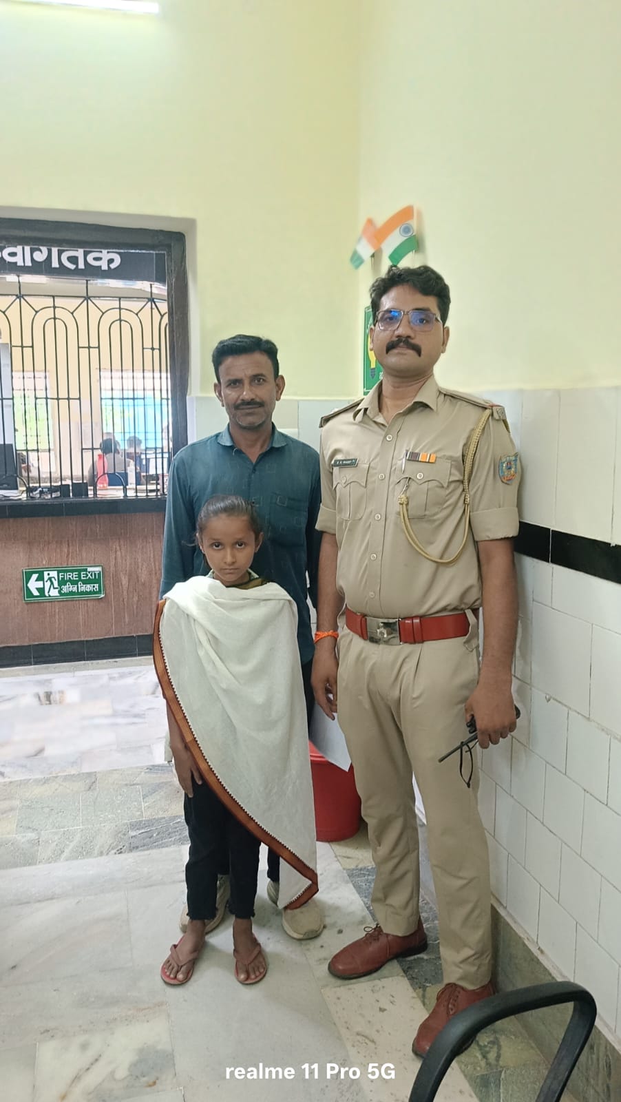 शशि रंजन पांडे ने मानवता का दिया परिचय,घायल बच्ची का अपने देखरेख में कराया इलाज
