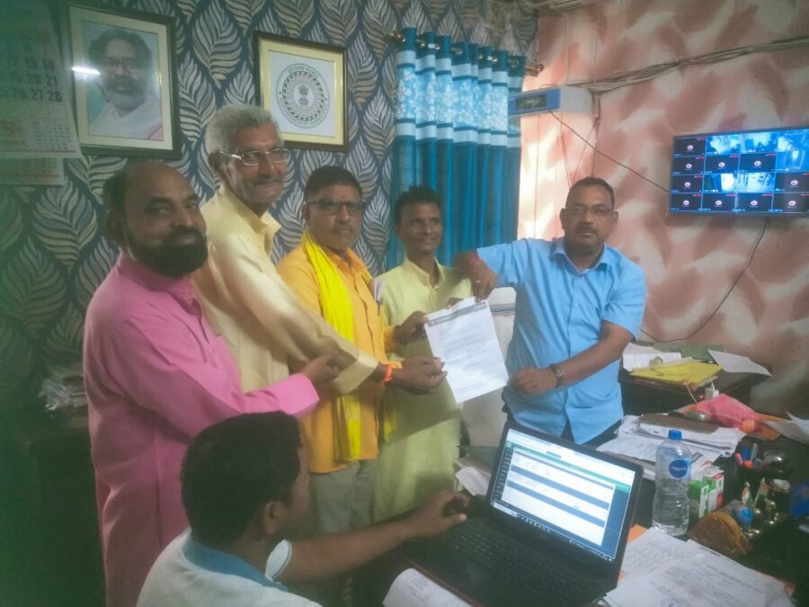 ‘एक राष्ट्र, एक चुनाव’ के समर्थन में सौंपा राष्ट्रपति के नाम ज्ञापन