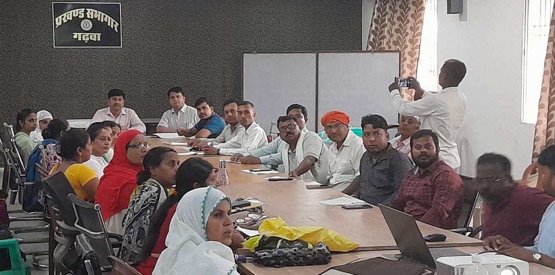 चुनावी तैयारियों को लेकर बीएलओ कर्मियों का प्रशिक्षण शुरू