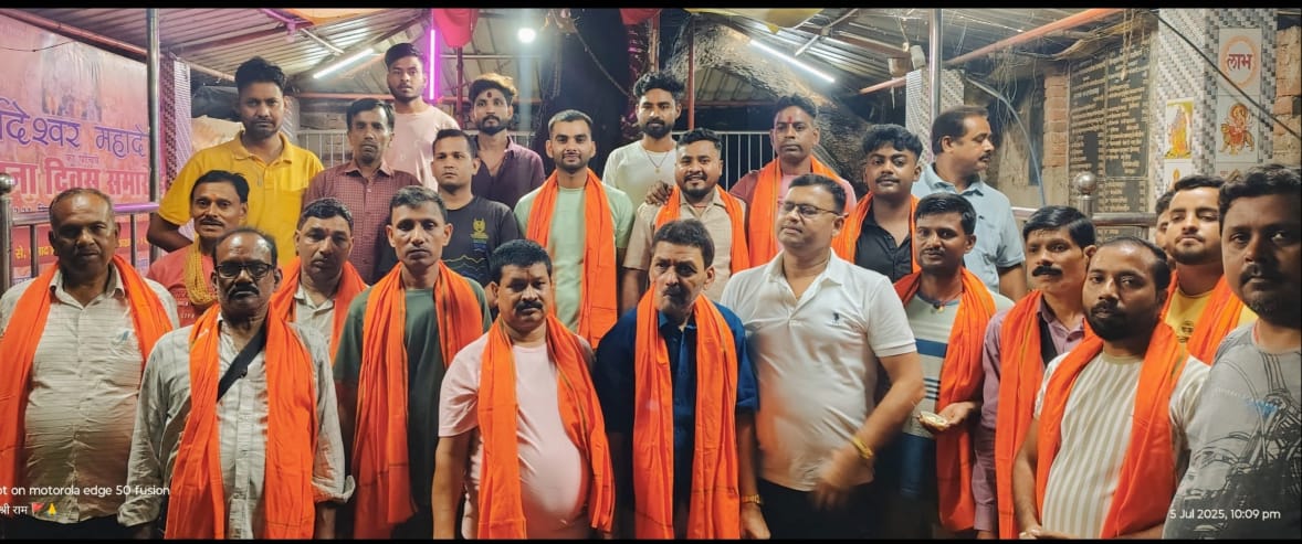 अमरनाथ यात्रा के लिए रंका से 23 श्रद्धालुओं का जत्था रवाना, कई धार्मिक स्थलों का करेंगे दर्शन