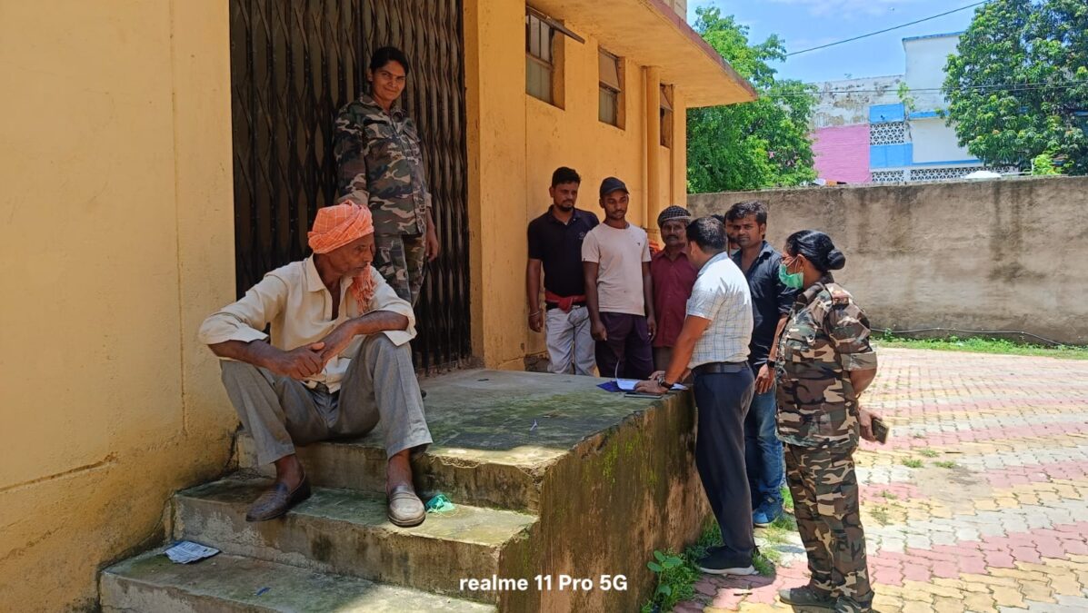 सड़क दुर्घटना में एक युवक की मौत दूसरा गंभीर रूप से घायल,हालत गंभीर