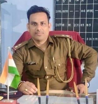 किसी अजनबी के झांसे में नहीं आयें वरना हो जायेंगे ठगी के शिकार : ऋषिकेश दुबे