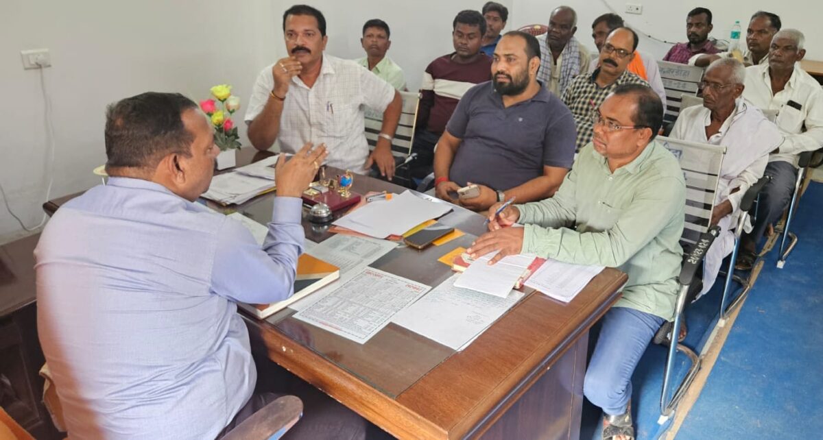 बरडीहा में जनवितरण प्रणाली डीलरों के साथ बैठक, ई-केवाईसी और वितरण को लेकर सख्त निर्देश