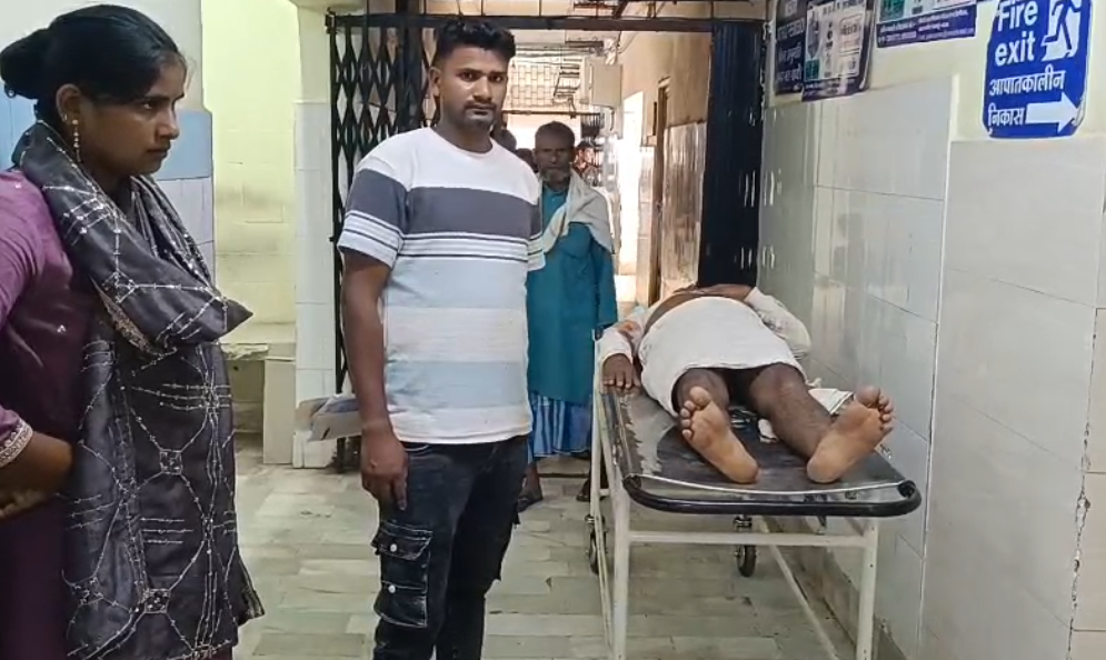 गवाह बनने पर ग्रामीणों ने की 40 वर्षीय व्यक्ति की पिटाई, हालत गंभीर