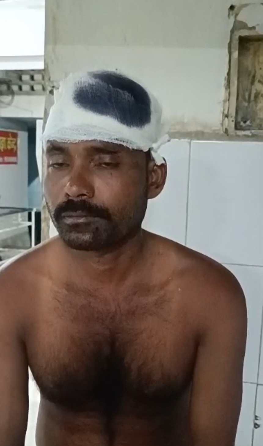 बच्चों की लड़ाई में आपस में भिड़े दो लोग, एक की हालत गंभीर