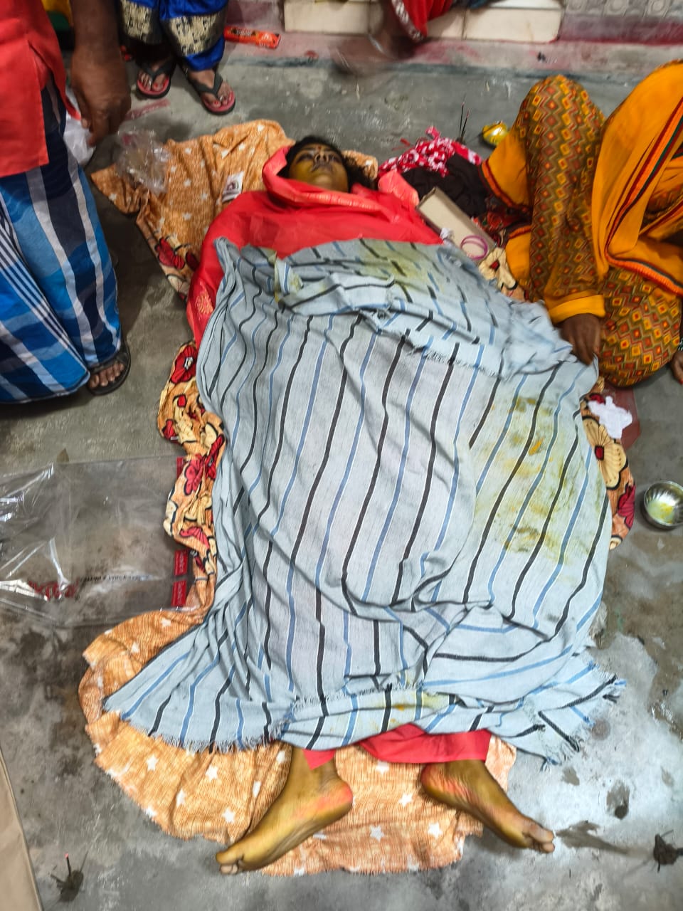 संदेहास्पद स्थिति में युवती की मौत, पुलिस ने शव भेजा        पोस्टमार्टम के लिए