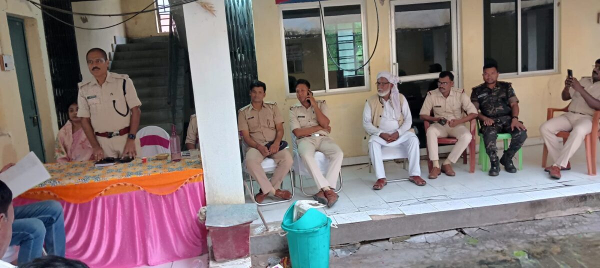 मझिआंव में शांति समिति की बैठक संपन्न