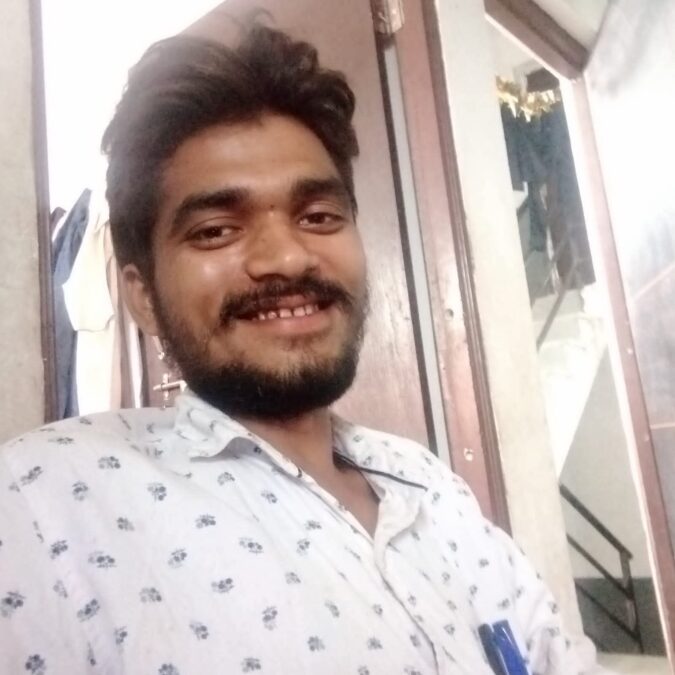 नगर उंटारी में यूरिया संकट: सुबह से लाइन में किसान, घंटों बाद भी खाली हाथ