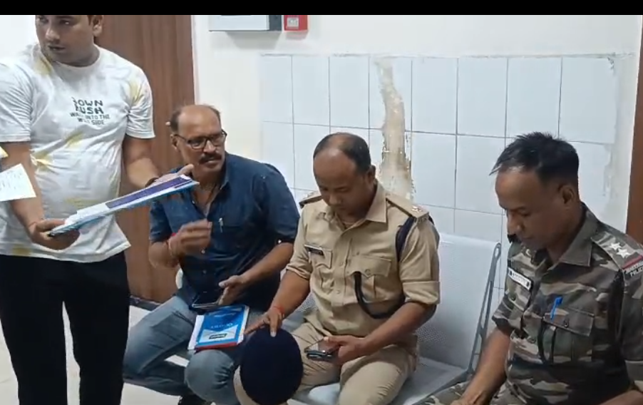 शराब के नशे में कार चालक ने दो छोटी बच्चियों को मारा टक्कर हालत गंभीर