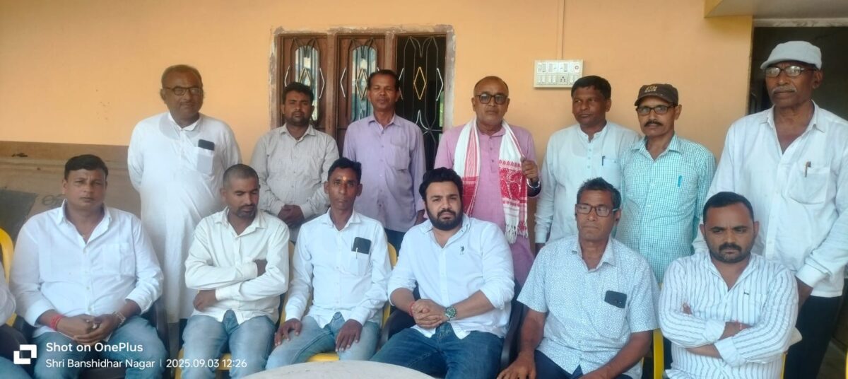 झामुमो नेता मानवेंद्र प्रताप देव का भानु प्रताप शाही पर तीखा हमला, सोशल मीडिया पर झूठ फैलाने का लगाया आरोप