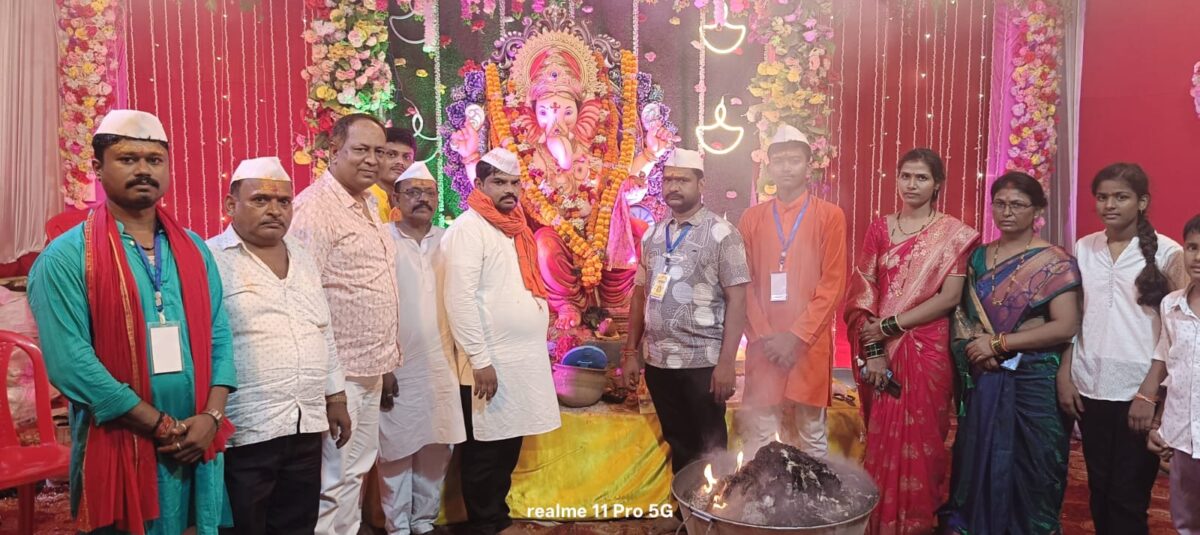 लालबाग चा राजा गणेश पूजा का विसर्जन धूमधाम से किया गया।