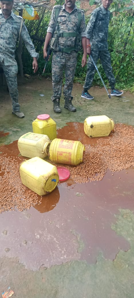 गढ़वा में अवैध महुआ शराब का बड़ा जाल उजागर, आबकारी विभाग नाकाम