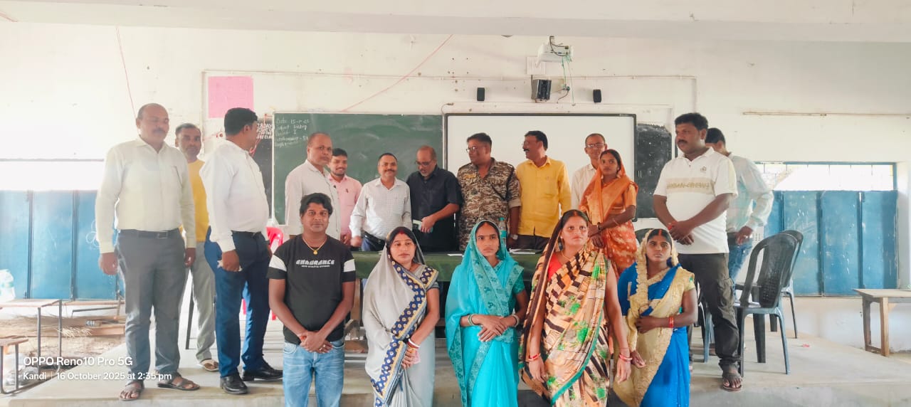 कांडी उच्च विद्यालय में विद्यालय प्रबंधन समिति का पुनर्गठन