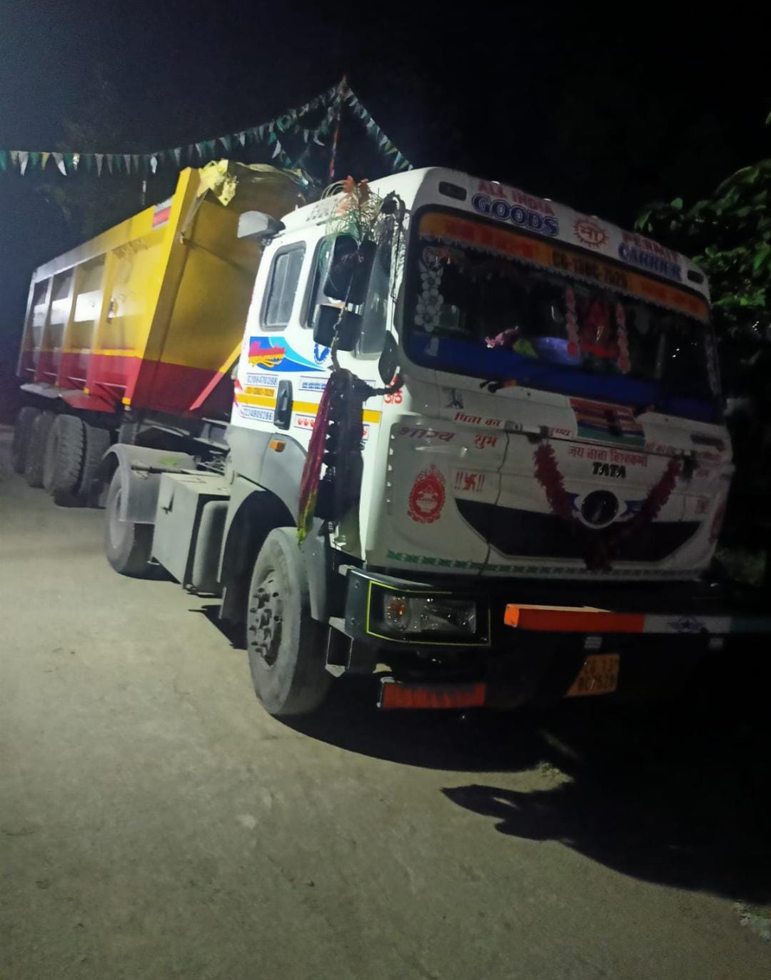 टिओपी 3 प्रभारी ने अवैध रूप से बालू गिरा रहे एक ट्रक को किया जब्त