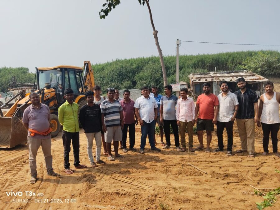 संगवरीया गांव में छठ घाट की सफाई, समिति ने किया भक्ति जागरण का आयोजन