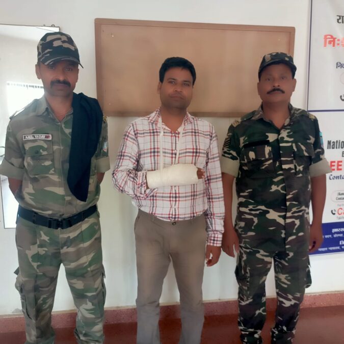 मेराल में खाद्यान्न गबन के आरोपी एजीएम दीपक चंचल गिरफ्तार