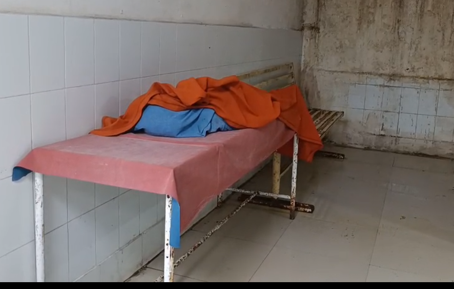 जहरीला सांप के काटने से 35 वर्षीय महिला की मौत