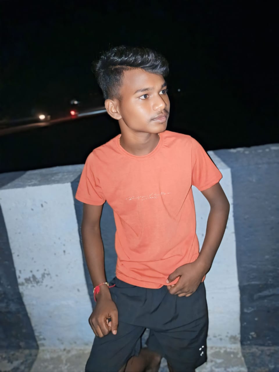 पिकअप वाहन के धक्के से युवक की मौत