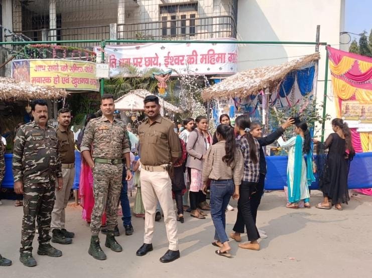 धूमधाम से मनाया गया क्रिसमस का त्योहार, सुरक्षा का कड़ा इंतजाम