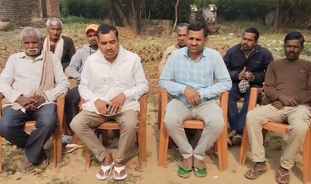 सुंडीपुर मध्य विद्यालय भूमि अतिक्रमण मामले में मुखिया प्रतिनिधि नीरज सिंह ने आरोपों का किया खंडन