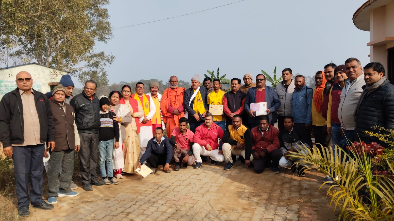 चामा में भारत स्वाभिमान ट्रस्ट का 32वां स्थापना दिवस धूमधाम से मनाया गया