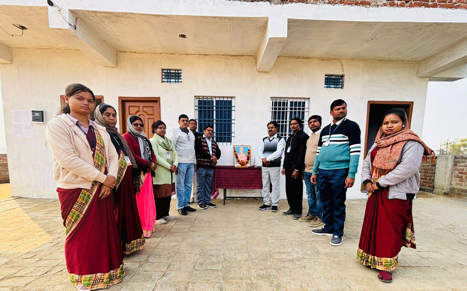 राष्ट्रीय युवा दिवस के अवसर पर एचडी मेमोरियल एकेडमी में याद किए  गए स्विवामी विवेकानंद