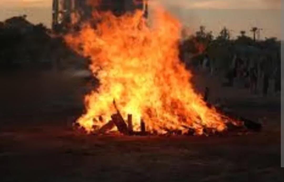 थाना प्रभारी के निर्देश पर समाजसेवी बैजनाथ चंद्रवंशी ने 39 वा अज्ञात शव का कराया अंतिम संस्कार