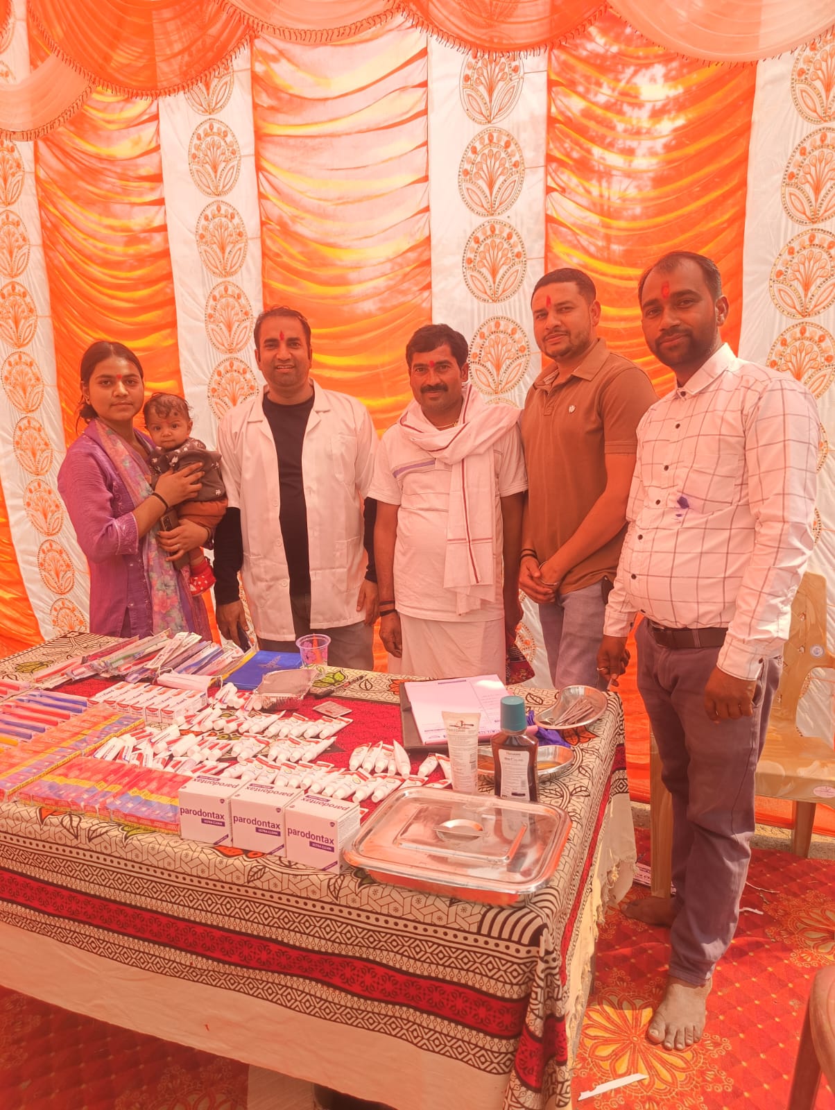 सर्वेश्वरी समूह आश्रम में धूमधाम से मनाया गया स्थापना दिवस, स्वास्थ्य शिविर सहित कई कार्यक्रम आयोजित