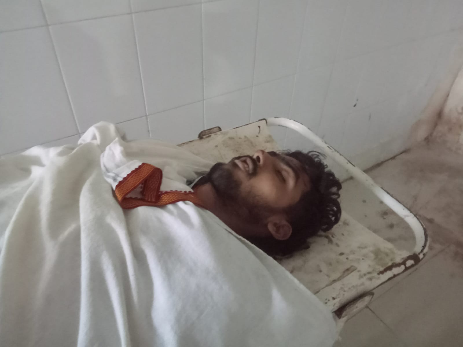 सड़क हादसे में 22 वर्षीय युवक की मौत