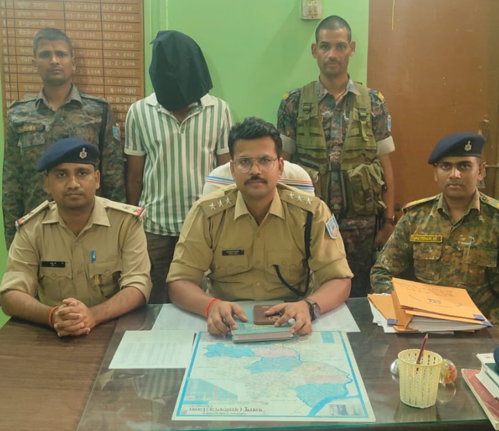 18 अवैध मवेशियों के साथ एक व्यक्ति गिरफ्तार, न्यायिक हिरासत में भेजा गया