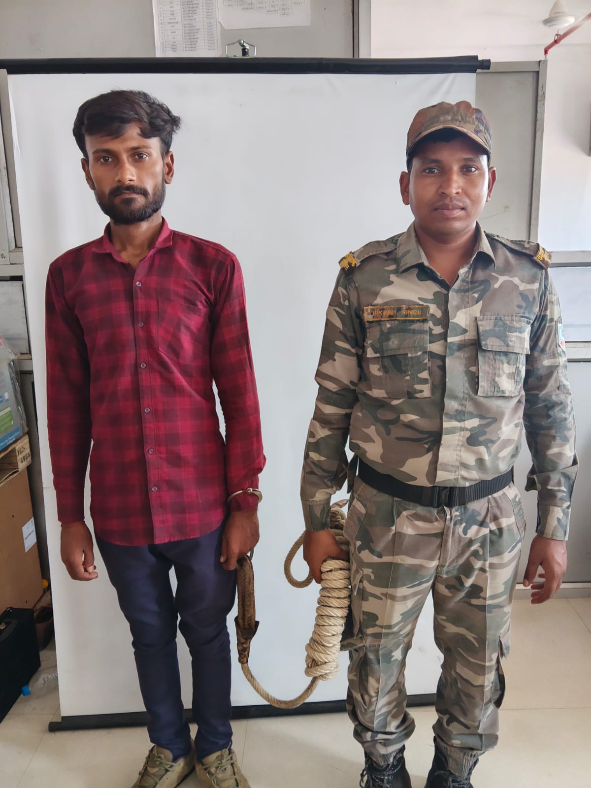 नाबालिग लड़की के अपहरण मामले में फरार आरोपी गुजरात से गिरफ्तार, जेल भेजा गया