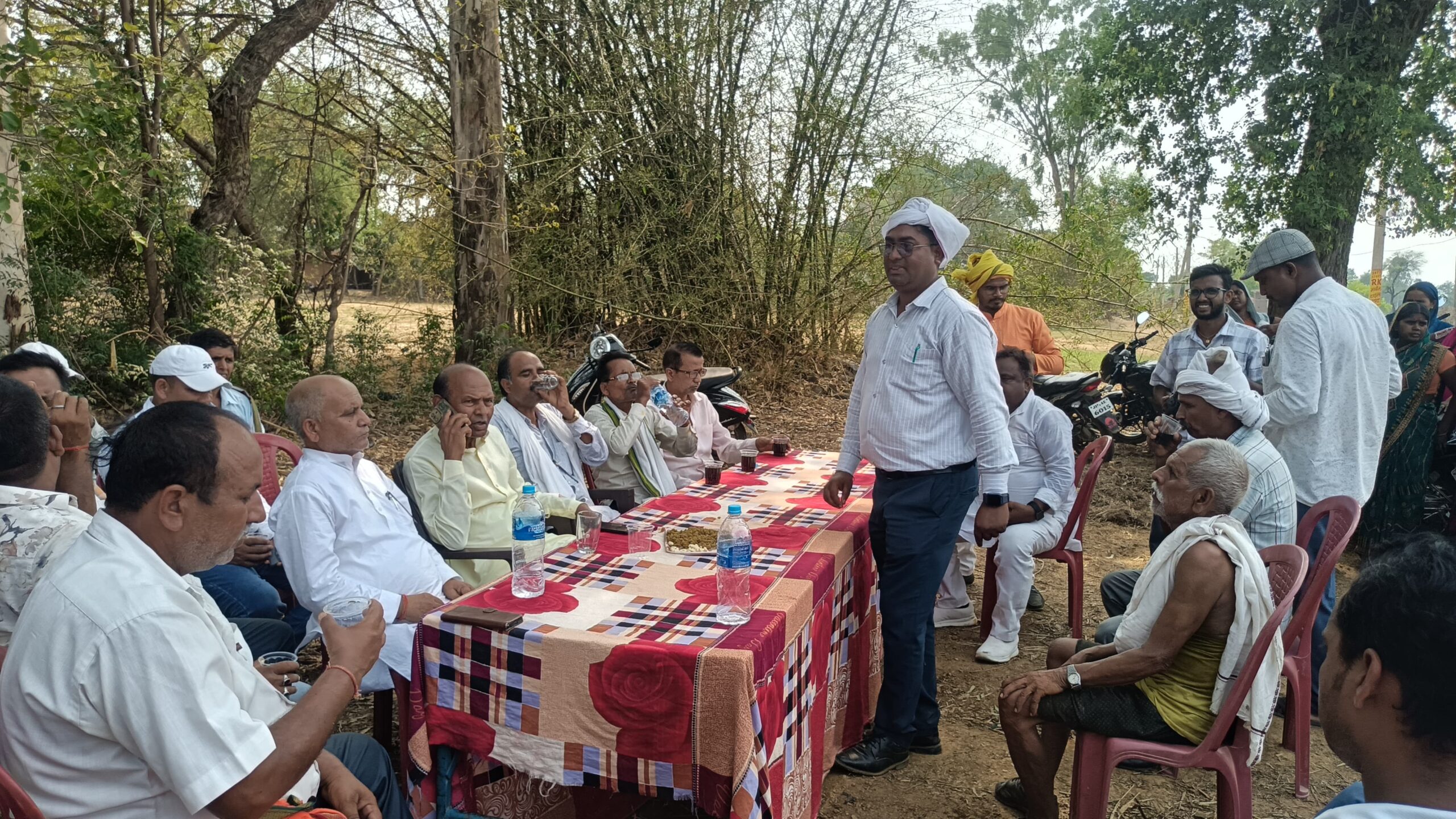 कांडी बिजली ग्रिड से ढबरिया तक जर्जर सड़क का विधायक ने किया निरीक्षण, आज से मरम्मत कार्य शुरू कराने का निर्देश