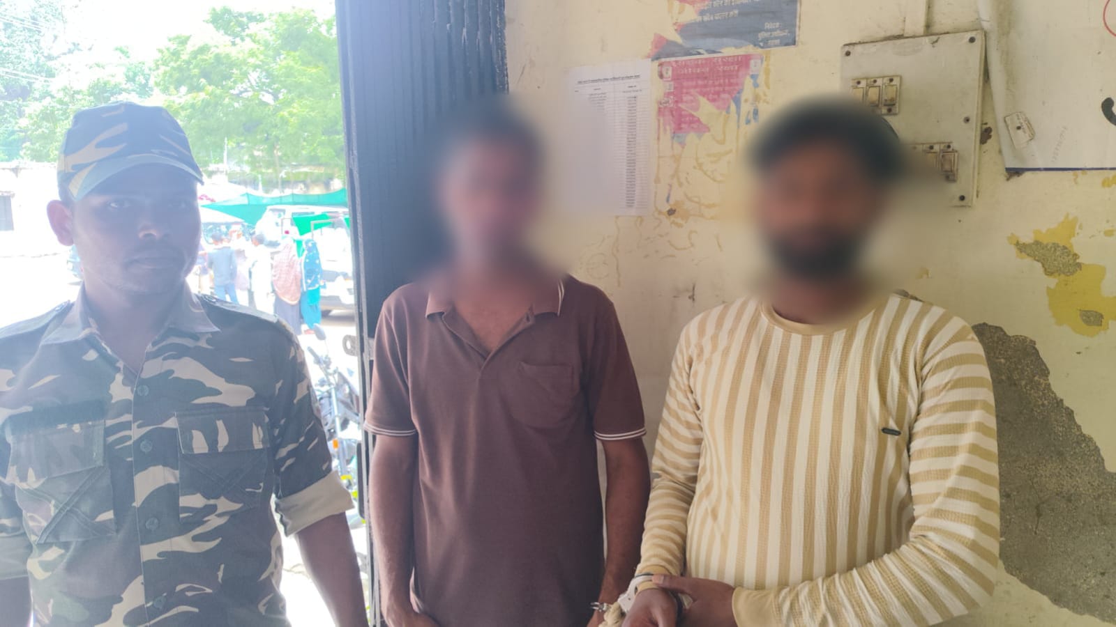 लूटकांड का खुलासा, टेंपो चालक सहित दो गिरफ्तार