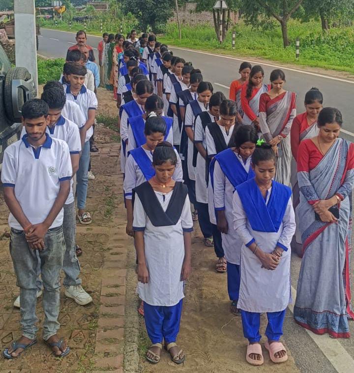 सुदिव्य कुमार सोनू के निधन पर आई सेक्ट मेगा स्किल सेंटर में शोकसभा